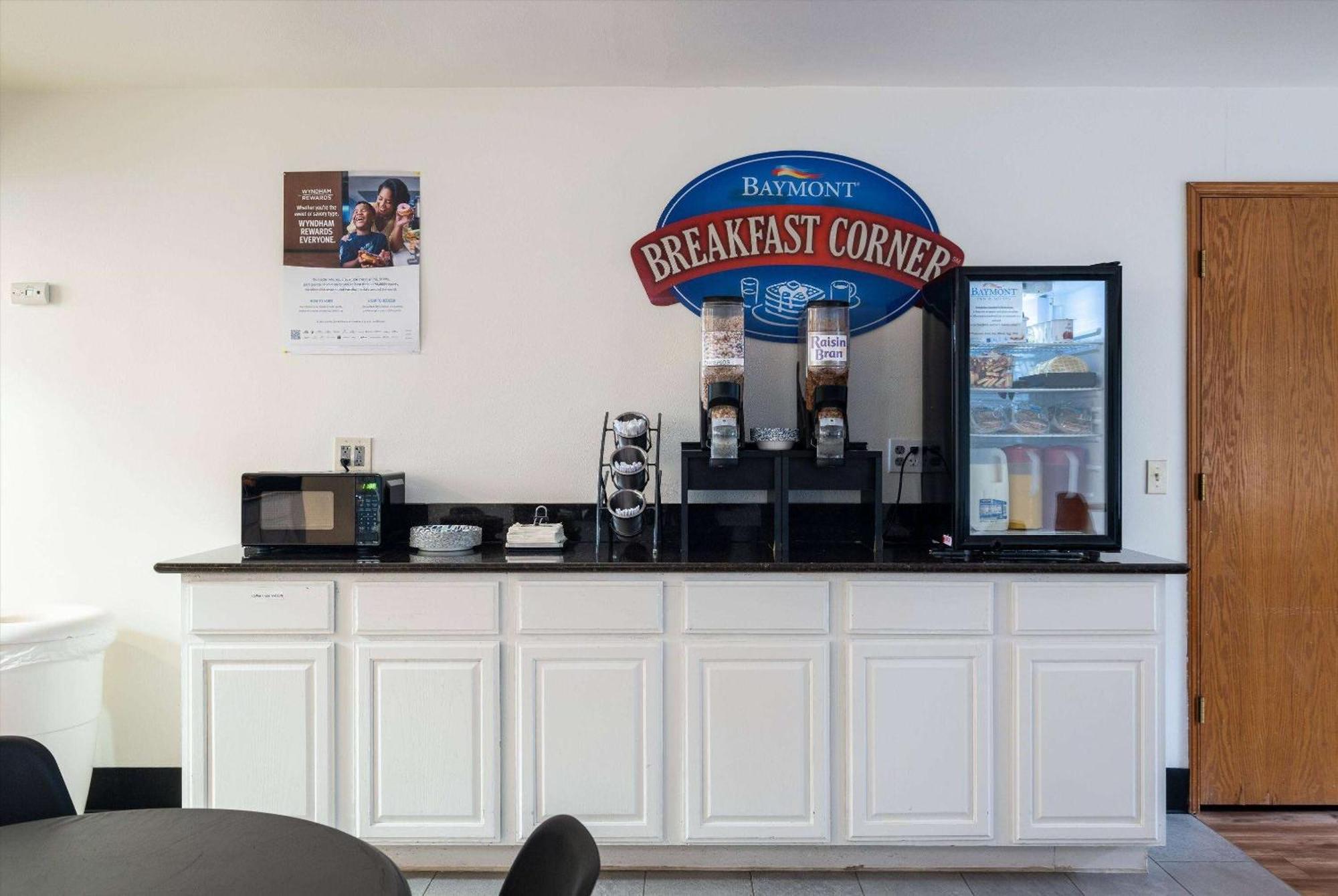 Baymont Inn & Suites By Wyndham Bellingham Buitenkant foto