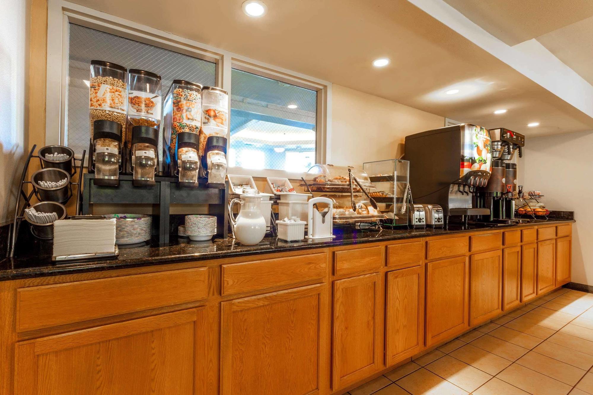 Baymont Inn & Suites By Wyndham Bellingham Buitenkant foto
